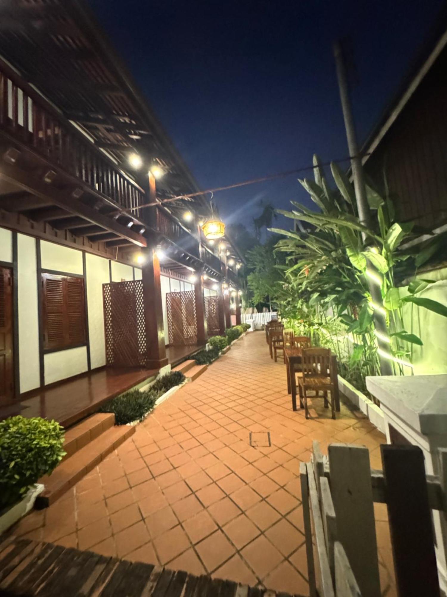 Villa Kee Lee Luangprabang Buitenkant foto